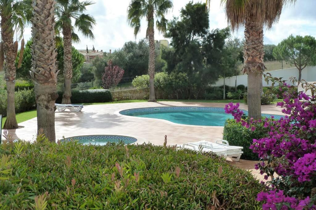 Great 2 Bedroom Apartment With Communal Pool Lagos Luaran gambar